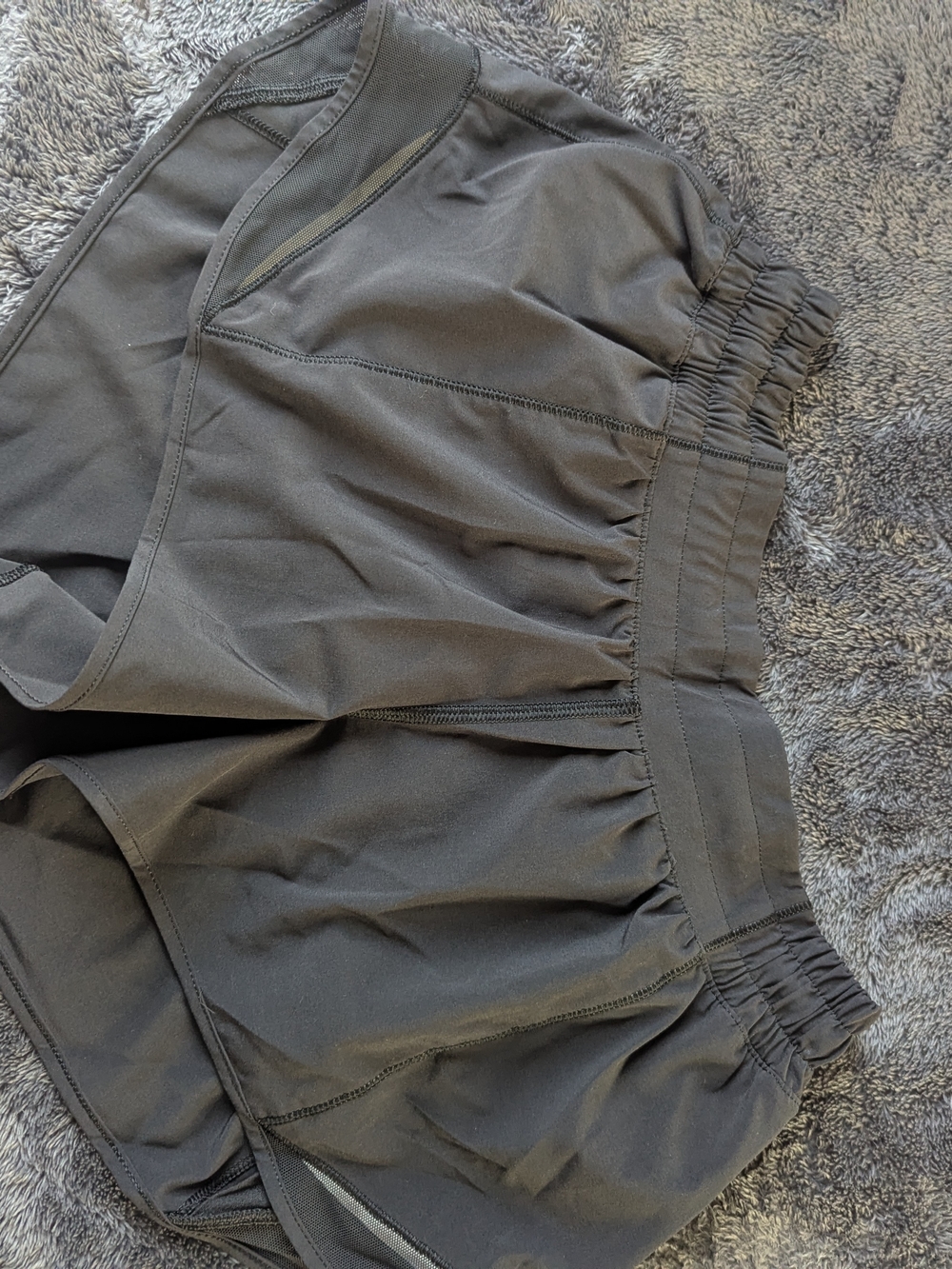 Lululemon BLACK Hotty Hot Size 4 (XS) Shorts